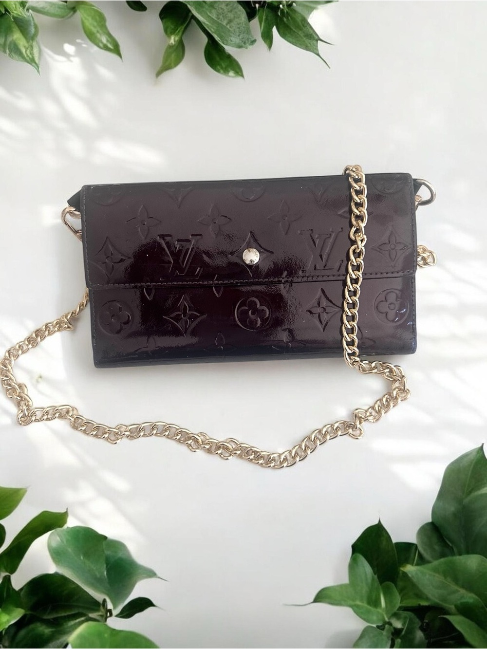 Louis Vuitton Vernis Sarah Wallet - Picture 7 of 8